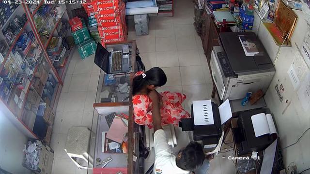 Indian Shop Manager Rubbing Girl Videos – Nude Desi Videos